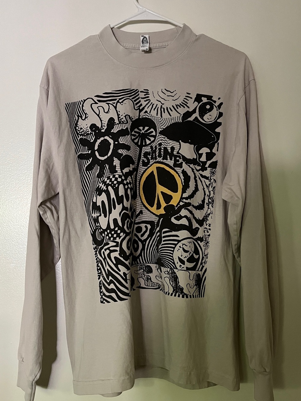 Extra vitamgns Long Sleeve Tee with Black Graphic